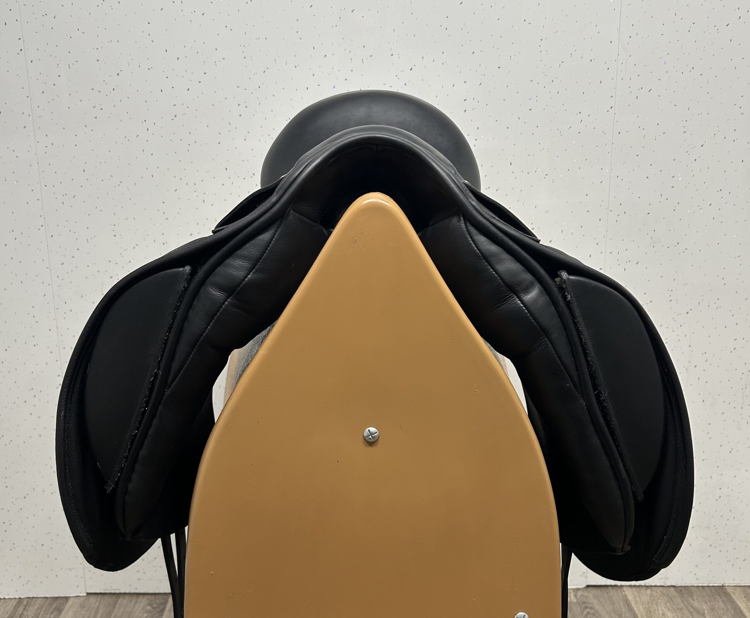 Selle De Dressage Jeffries 17.5 Pouces Cuir Noir - Occasion état Impeccable