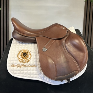Bates Elevation DS adjustable jump saddle – product view 2