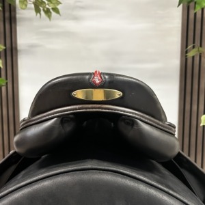 Equipe Special One 16.5 jump saddle – product view 5