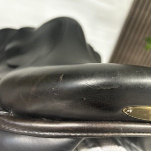 Equipe Special One 16.5 jump saddle – product view 11