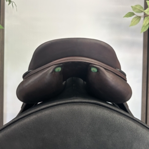 Amerigo CCUSA 17.5 brown jump saddle – product view 5