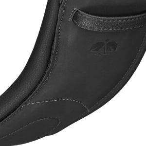 Arena Comfort Girth with Elastic Ends – Arena_ShortComfortGirth_BLK_Detail_LoR