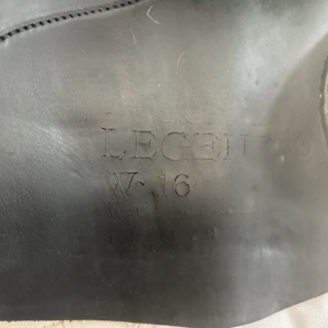 Albion K2 Adjusta jump saddle – product view 9
