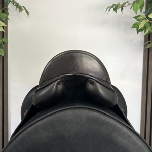 Equipe Olympia Special dressage saddle – product view 5