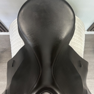 Kent and Masters MGP adjustable GP saddle – product view 3
