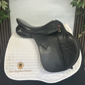 Albion K2 wide black GP saddle – product view 2
