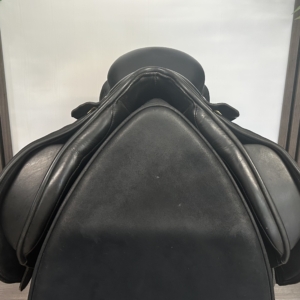 Albion K2 wide black GP saddle – product view 4