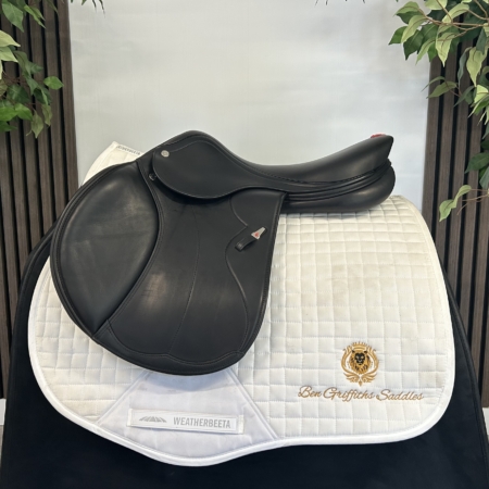 Equipe Synergy Special jump saddle
