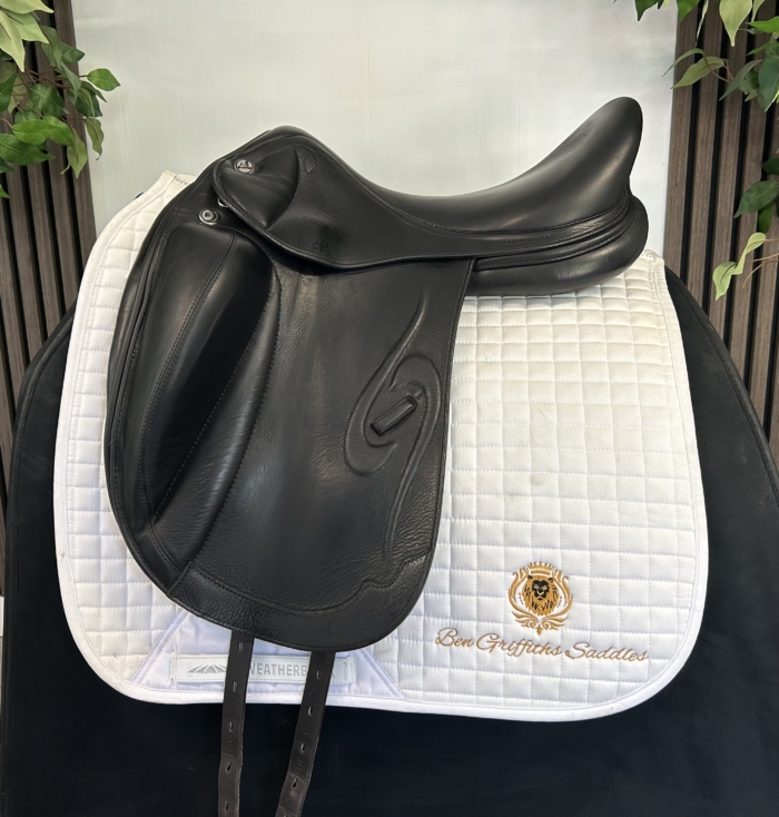Prestige Venus K-New dressage saddle