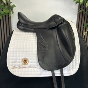 Prestige Venus K-New dressage saddle – product view 2