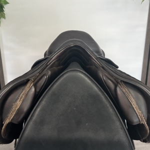 Fairfax Original adjustable brown jump saddle – product view 4
