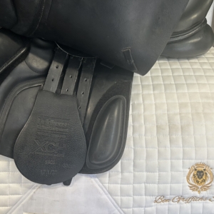GFS XCH adjustable black jump saddle – product view 5
