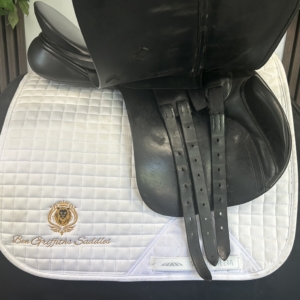 Albion K2 17.5 wide GP saddle – product view 8