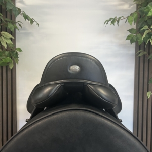 Fairfax Gareth Hughes dressage saddle – product view 5