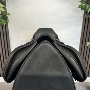 John Whitaker adjustable jump saddle – product view 4